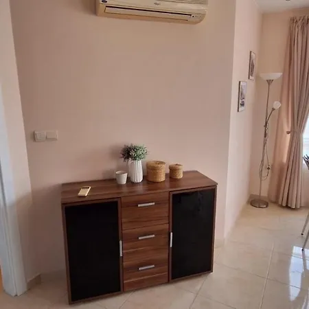 сарафово холидейс Apartamento Burgas